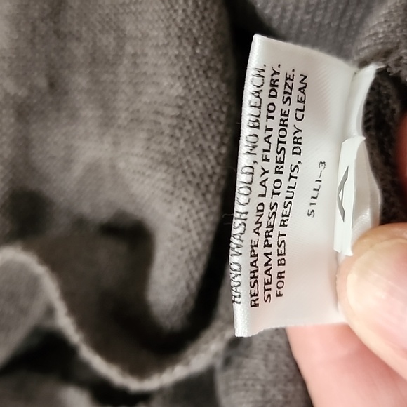 Eileen Fisher 100% Linen Button Front Patch Pocket 3/4 Sleeve Cardigan s… - Picture 6 of 7